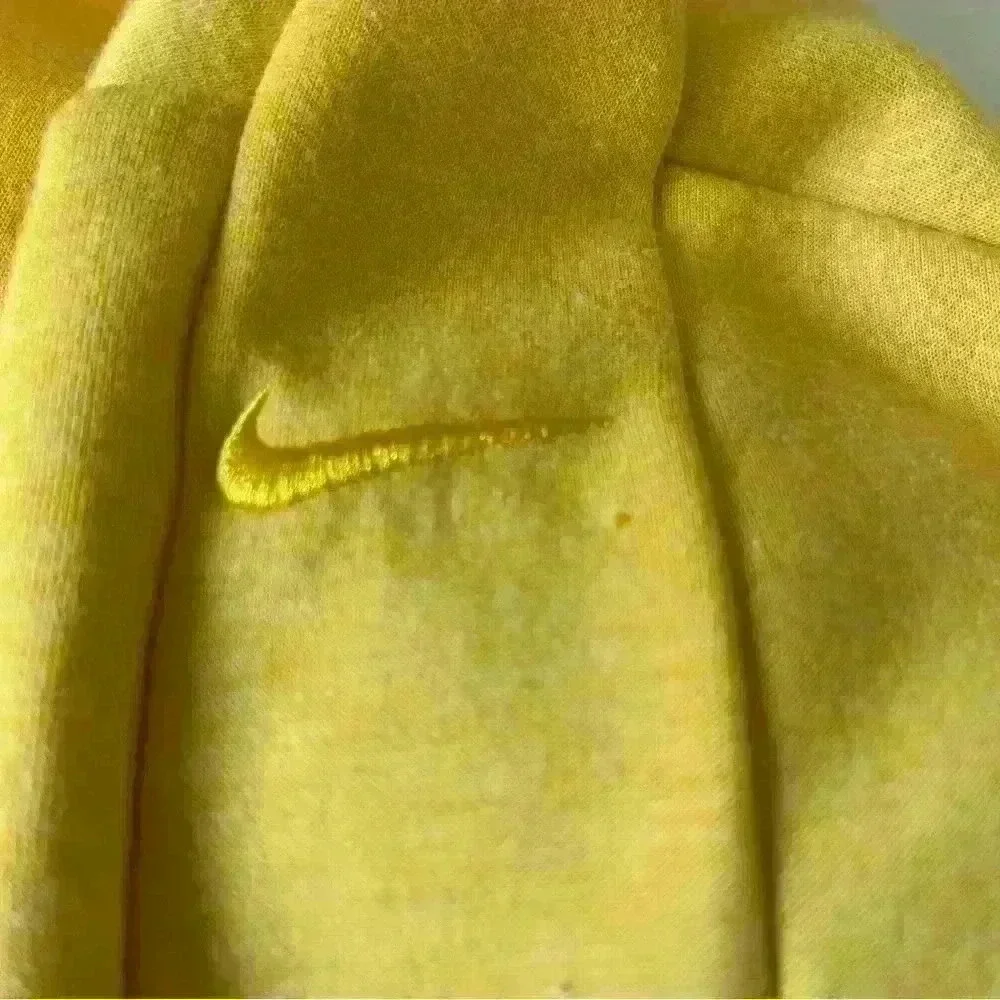 Nike Womans Marigold Dri Fit Crew neck Sweatshirt Size S